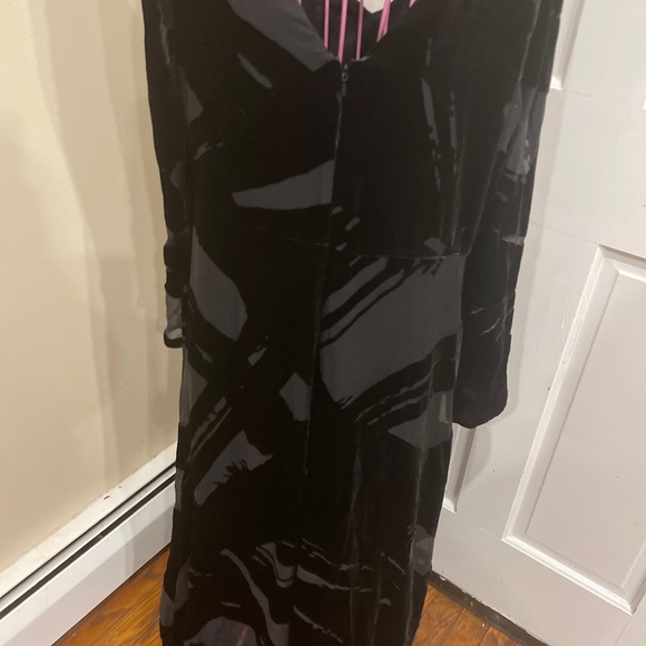 ANTHROPOLOGIE X Seen Worn Keep Selina Velvet Maxi Black Dress SZ 10 - Picture 7 of 8